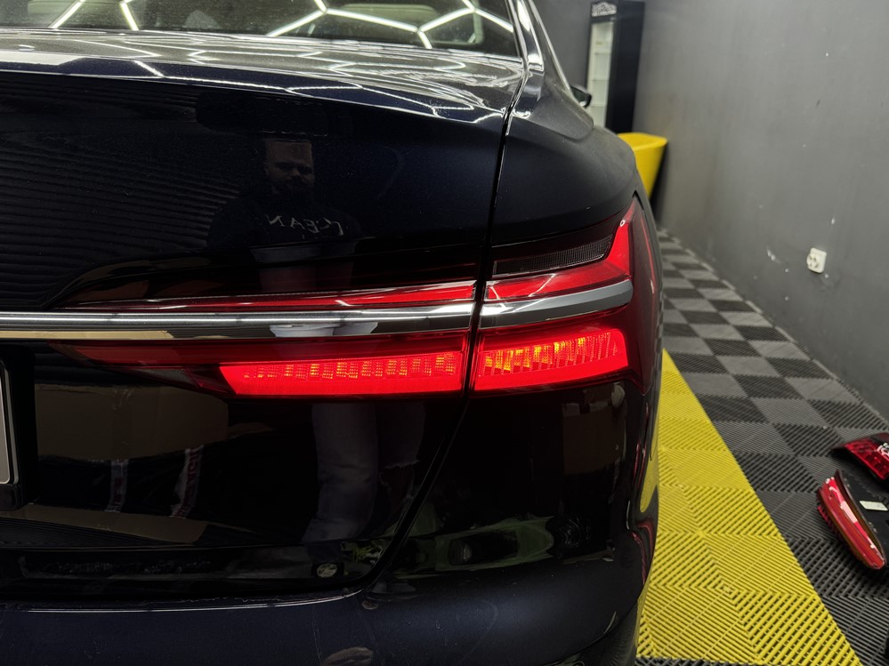 Activare 6 - Audi A6 C8 2020 Instalare Faruri Full Led Matrix Stopuri Triple Led Originale Montare 6 - Audi A6 C8 2020 Instalare Faruri Full Led Matrix Stopuri Triple Led Originale