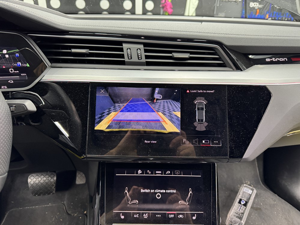 Montare 14 - Audi E-Tron 2023 Instalare Montare Activare Camera Spate Marsarier Originala Highline Bucuresti