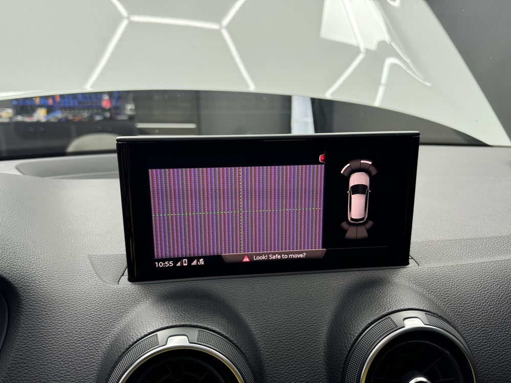 Montare 5 - Audi Q2 2021 Instalare Montare Activare Camera Spate Marsarier Originala Highline Bucuresti