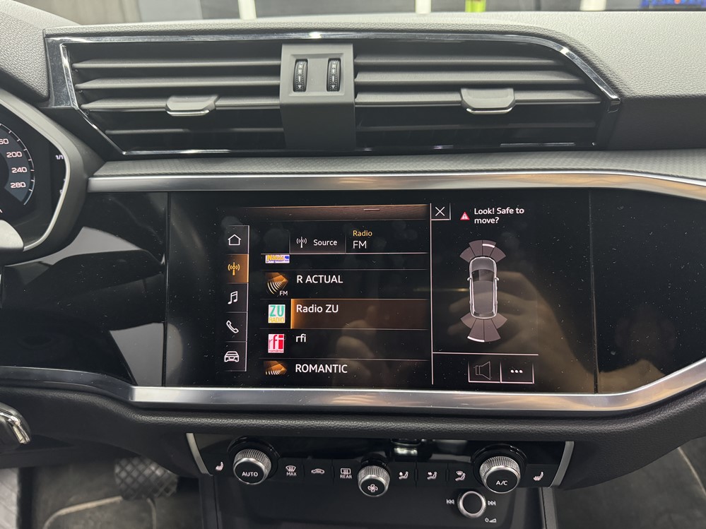Montare 5 - Audi Q3 2020 Instalare Montare Activare Camera Spate Marsarier Originala Highline Bucuresti