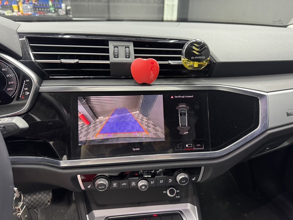 Activare 7 - Audi Q3 2021 Instalare Camera Marsarier Originala Camera Spate OEM in Maner Haion Montare 7 - Audi Q3 2021 Instalare Camera Marsarier Originala Camera Spate OEM in Maner Haion