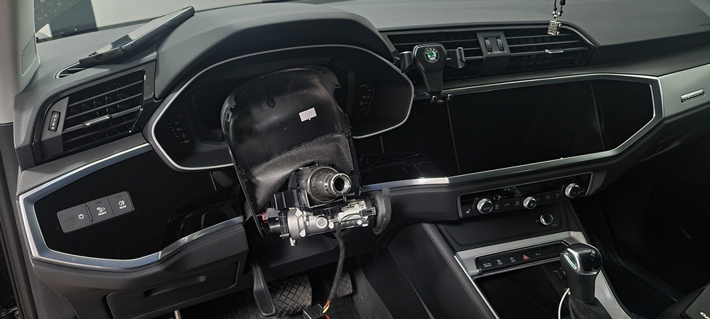 Montare 6 - AUDI Q3 Sportback 2022 Activare Acc / pAcc / Traffic Jam Assist radar 2Q0907572 2Q0980653B