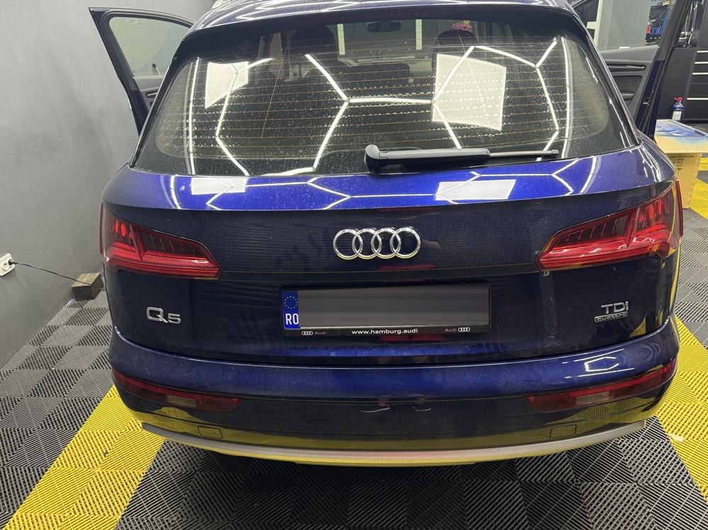 Montare 3 - Audi Q5 FY 2017 Activare Insalare Montaj Camera Marsarier Originala Bucuresti