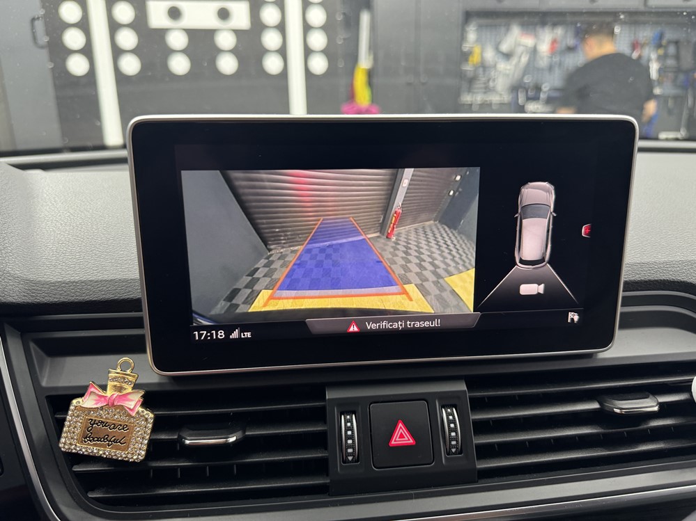 Montare 4 - Audi Q5 FY 2017 Activare Insalare Montaj Camera Marsarier Originala Bucuresti