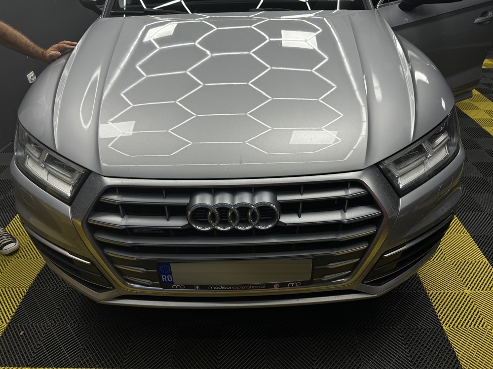 Montare 2 - Audi Q5 FY 2018 Instalare Port USB 2 Sloturi Apple Carplay Android Auto Waze Google Maps