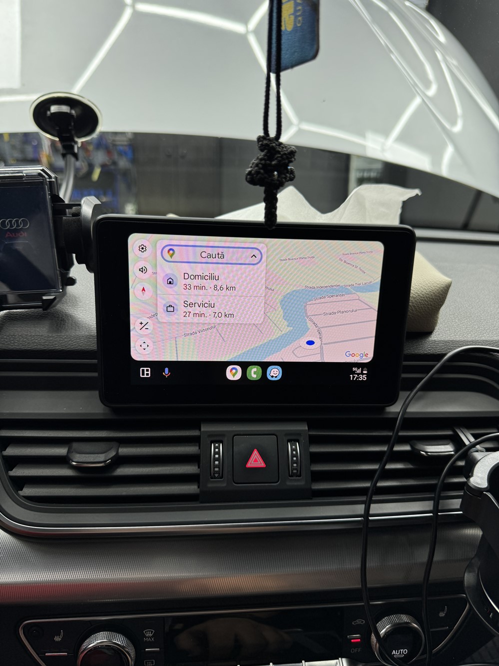 Montare 8 - Audi Q5 FY 2018 Instalare Port USB 2 Sloturi Apple Carplay Android Auto Waze Google Maps