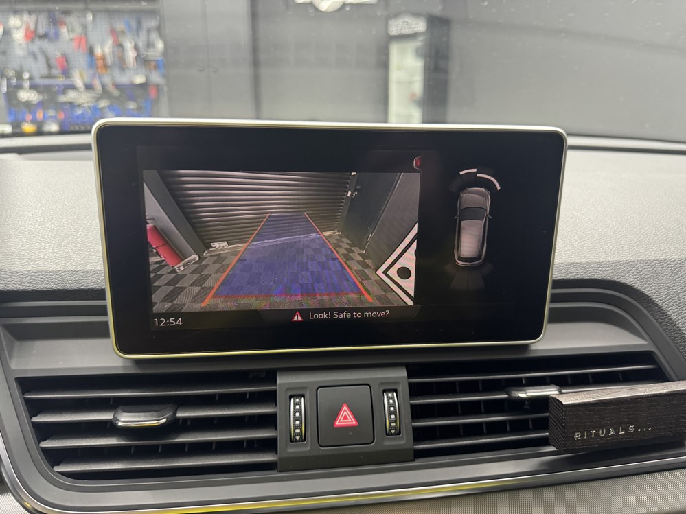 Montare 5 - Audi Q5 FY 2018 Montaj Camera Marsarier Originala Highline OEM Bucuresti