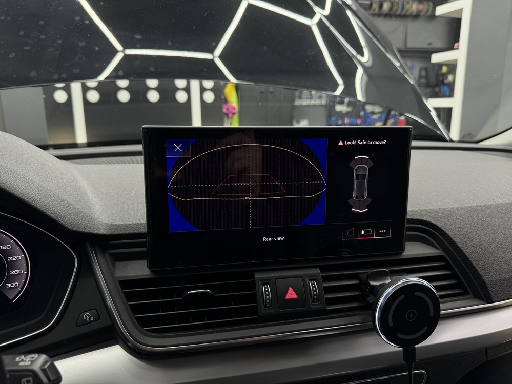 Montare 4 - Audi Q5 FY Facelift 2021 Montaj Activare Camera Marsarier Originala Highline OEM Bucuresti