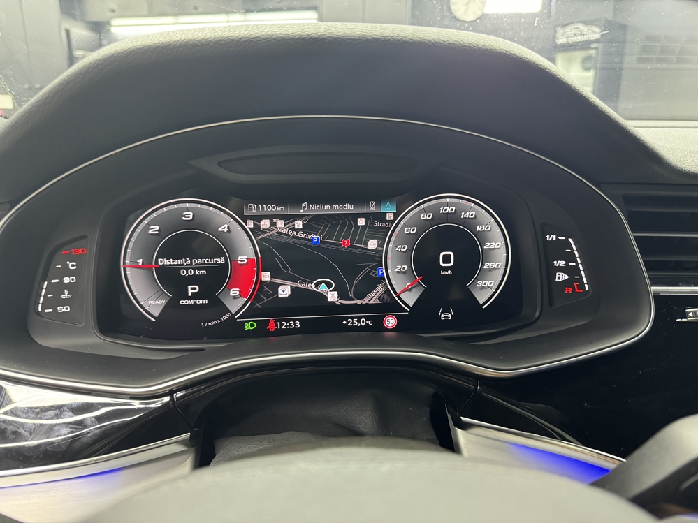 Montare 13 - Audi Q7 4M 2021 Remediere Reparatie Ceasuri Digitale Virtual Cockpit Ecran Negru La Contact Pus Bucuresti