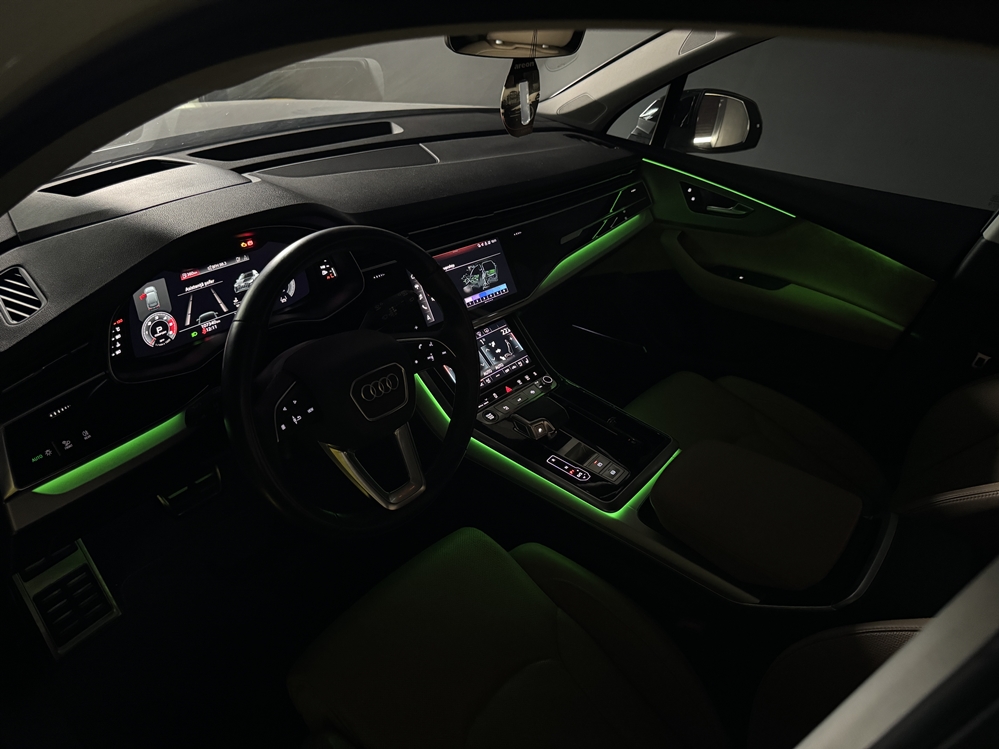 Montare 15 - Audi Q7 4M 2023 Instalare Montare Lumini Ambientale 30 Culori Originale Lumini Bord Ambientale Color
