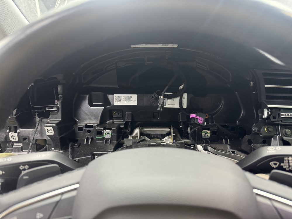Activare 5 - Audi Q7 4M Reparatie Remediere Audi pre sense: momentan limitat. Panou de bord: defectiune! Mesaje de avertizare limitate Bucuresti Montare 5 - Audi Q7 4M Reparatie Remediere Audi pre sense: momentan limitat. Panou de bord: defectiune! Mesaje de avertizare limitate Bucuresti