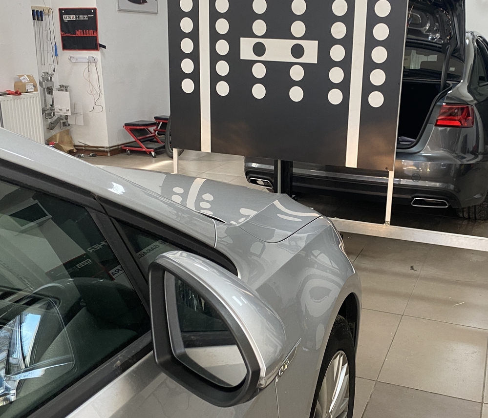 Activare 2 - VW Golf 7 VII 2017 Calibrare Camera Parbriz Frontala Lane Assist Montare 2 - VW Golf 7 VII 2017 Calibrare Camera Parbriz Frontala Lane Assist