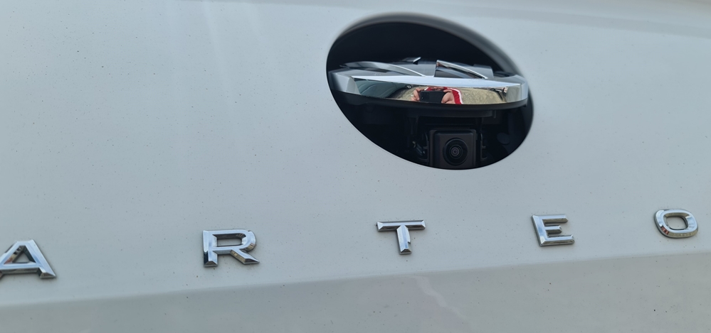 Activare 3 - VW Arteon 2019 Montaj Camera Spate Marsarier Highline Originala Montare 3 - VW Arteon 2019 Montaj Camera Spate Marsarier Highline Originala
