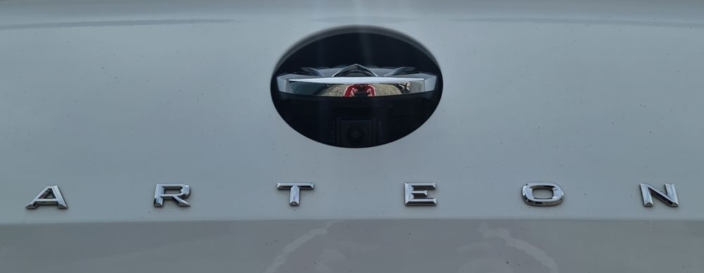 Activare 6 - VW Arteon 2019 Montaj Camera Spate Marsarier Highline Originala Montare 6 - VW Arteon 2019 Montaj Camera Spate Marsarier Highline Originala