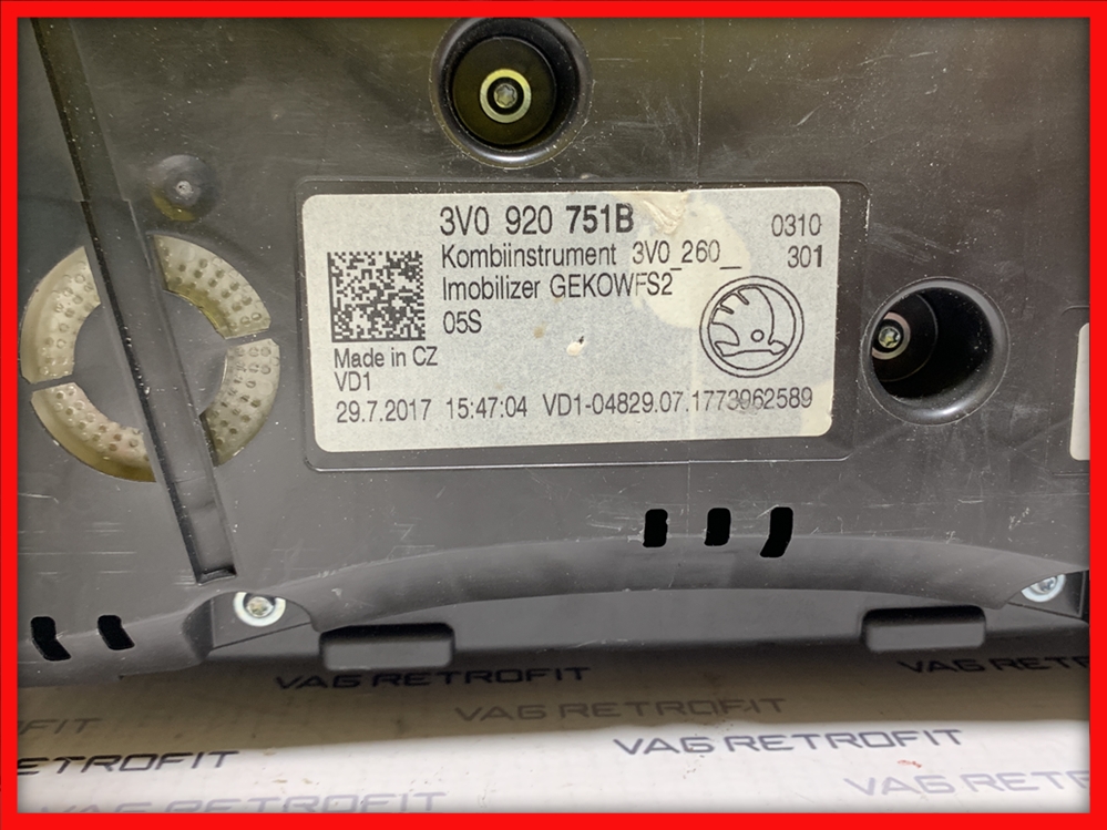 Poza 3 - Ceasuri Bord Maxidot Color Skoda Superb 3 Diesel 3V0920751B 3V0 920 751 B 