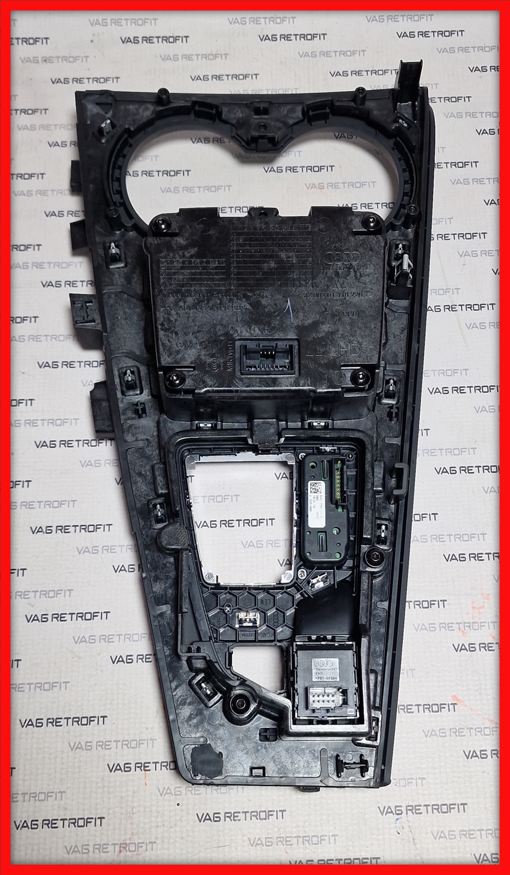 Poza 3 - Consola Centrala Radio Media MMI Selector Viteze Audi A4 B9 A5 F5 8W1713111C Poza 3 - Consola Centrala Radio Media MMI Selector Viteze Audi A4 B9 A5 F5 8W1713111C