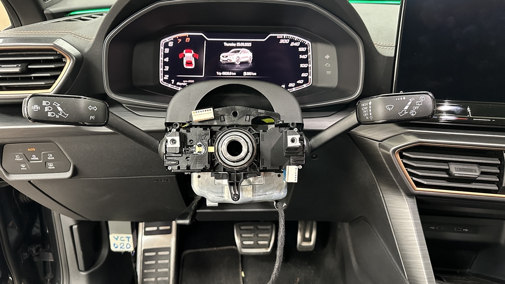 Montare 4 - Cupra 2021 Instalare Volan Sport Pornire si Drive Mode din Volan