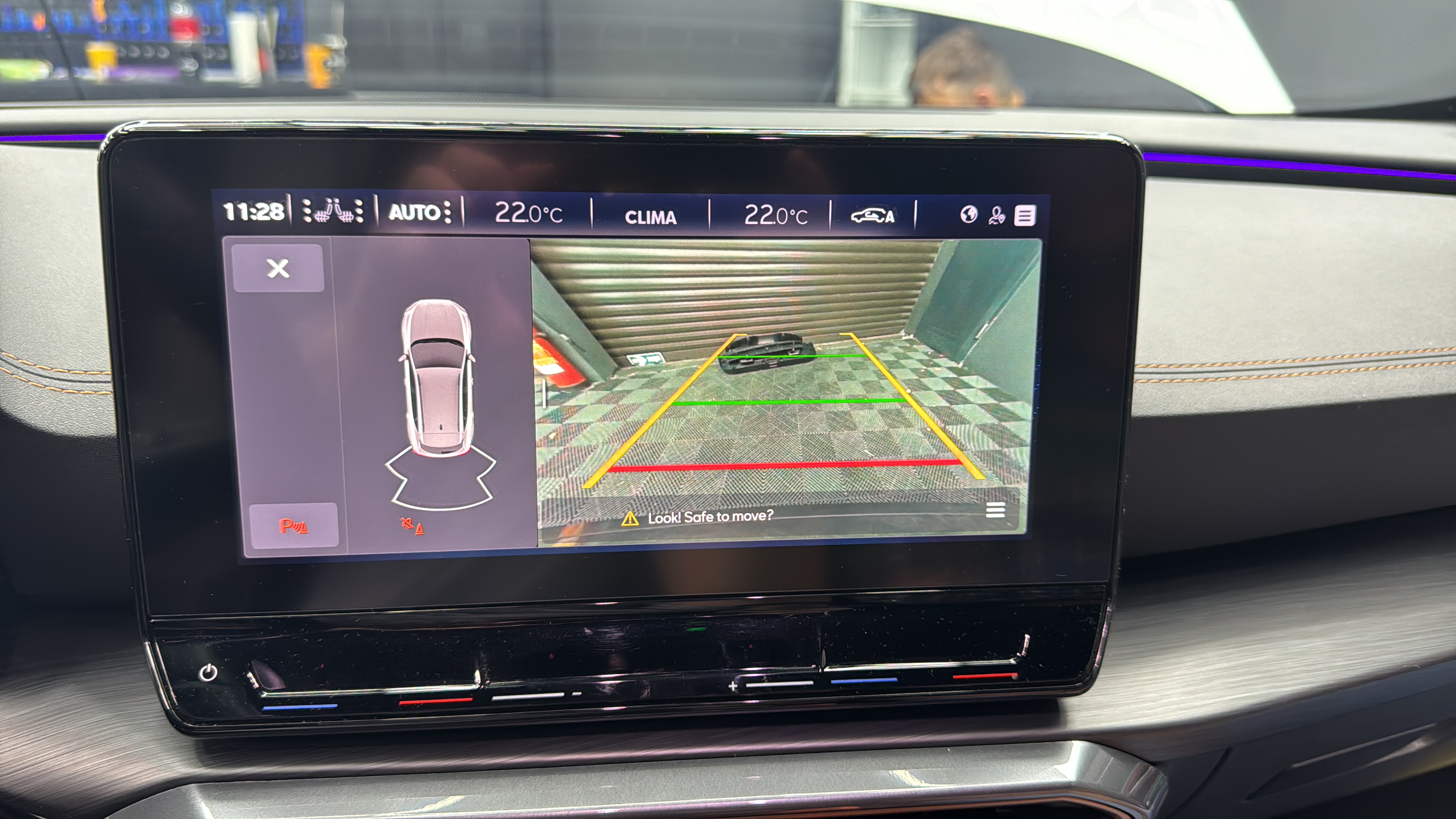 Montare 7 - CUPRA FORMENTOR Instalare Camera Spate Marsarier Originala Highline 2019 2020 2021 2022 2023 2024