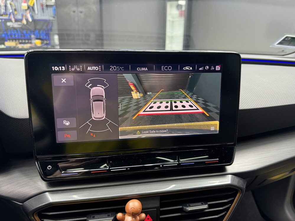 Montare 9 - Cupra Leon 2021 Inlocuire Instalare Calibrare Parametrizare Camera Spate Marsarier Originala Highline 