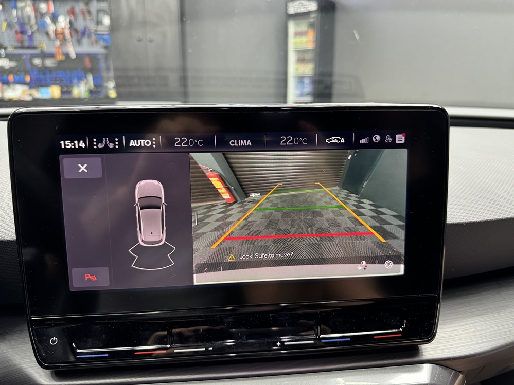 Montare 13 - Cupra Leon 4 KL 2022 Instalare Montare Camera Spate Marsarier Mers Inapoi Originala Highline Bucuresti