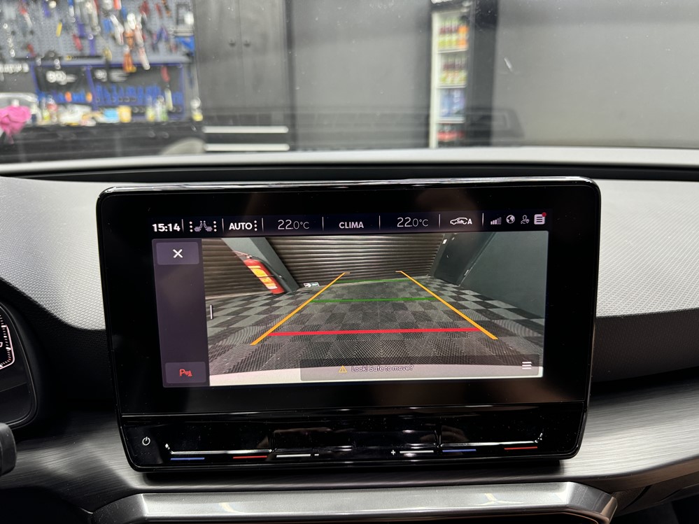 Montare 14 - Cupra Leon 4 KL 2022 Instalare Montare Camera Spate Marsarier Mers Inapoi Originala Highline Bucuresti