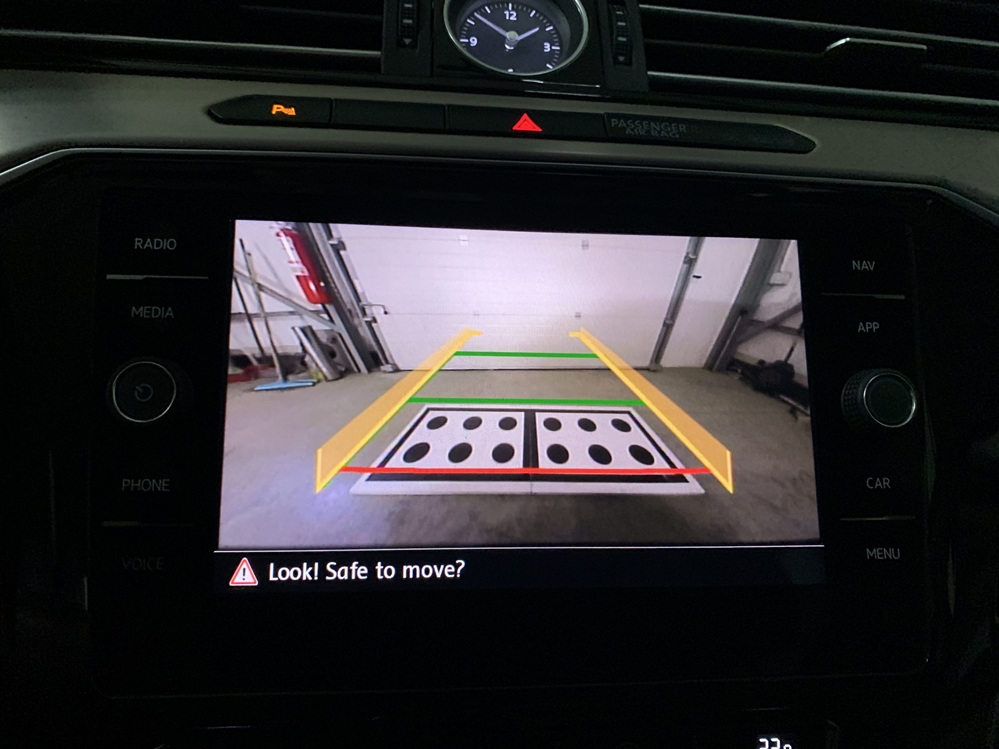 Activare 6 - Inlocuire Camera Video Spate Marsarier Defecta VW Passat B8 2016 Montare 6 - Inlocuire Camera Video Spate Marsarier Defecta VW Passat B8 2016