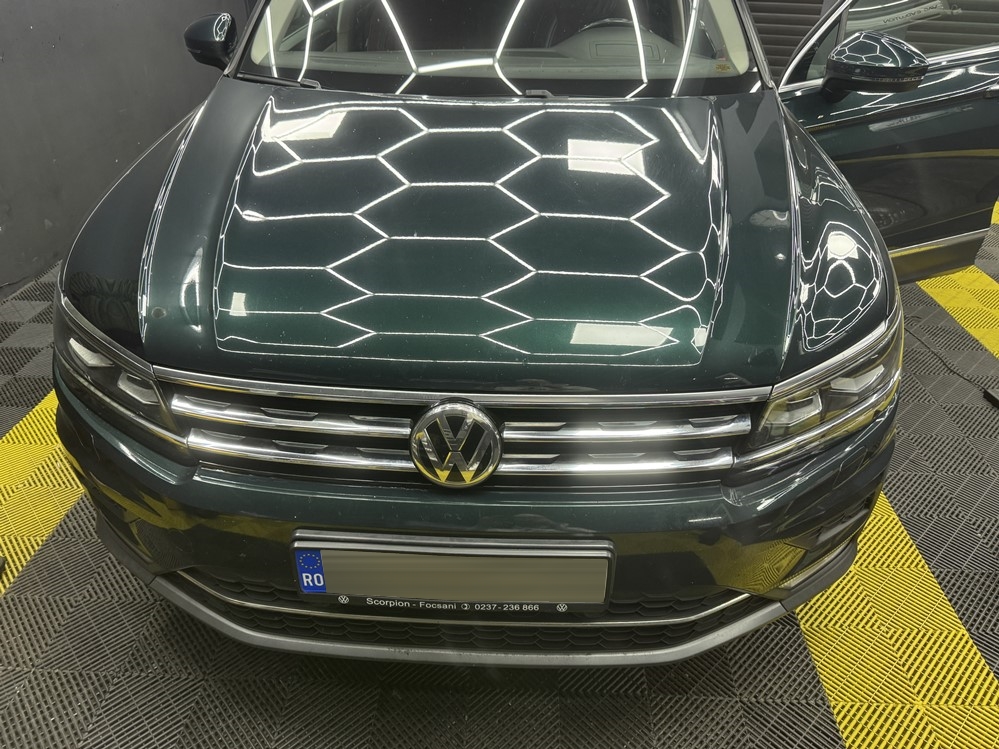 Montare 5 - Inlocuire Ceasuri Digitale Bord Virtual Cockpit AID Defecte Ecran Negru La Contact Pus VW Tiguan AD1 2019