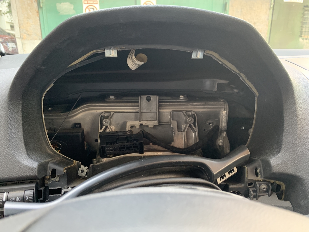 Montare 3 - Inlocuire Ecran Display Ceasuri Bord Maxidot Bord Skoda Octavia 2 2006 