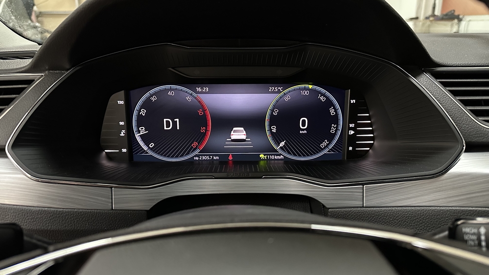 Activare 6 - Skoda Superb 3 2023 Instalare Activare Codare ACC Adaptive Cruise Control Distronic Pilot Automat Montare 6 - Skoda Superb 3 2023 Instalare Activare Codare ACC Adaptive Cruise Control Distronic Pilot Automat