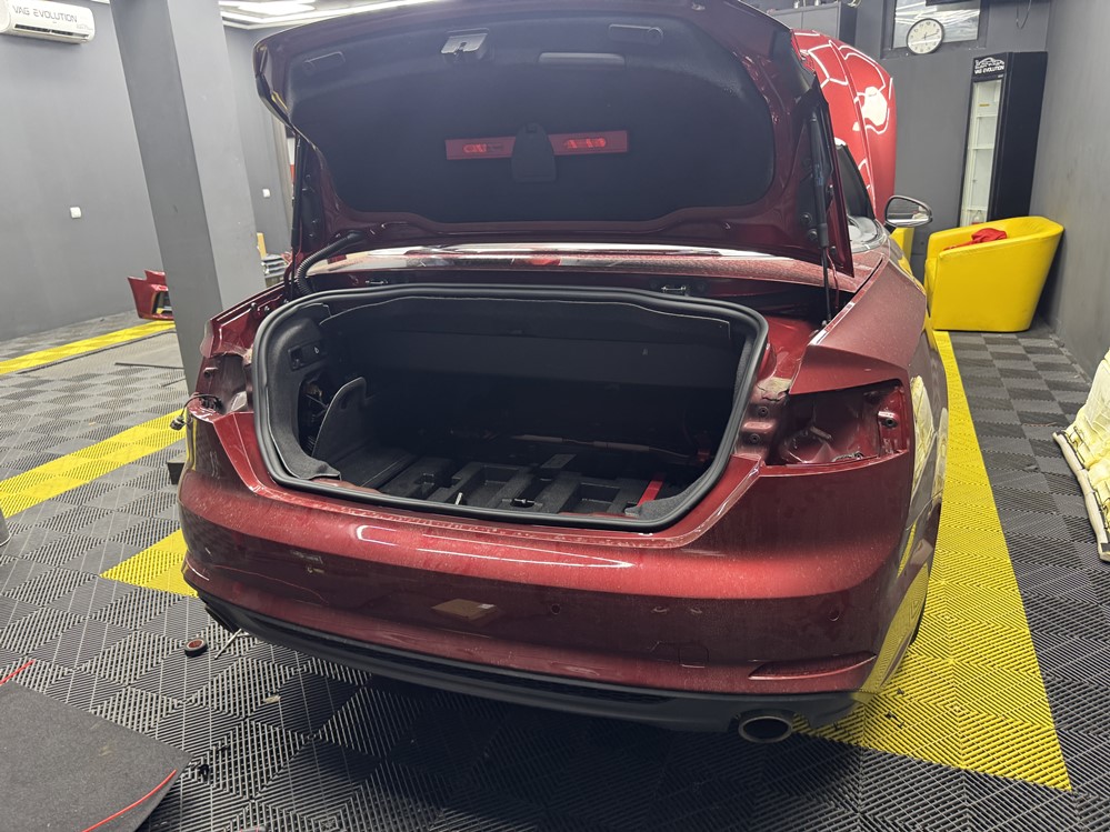 Montare 7 - Instalare Activare Senzori Parcare Fata Spate Originali Audi A5 F5 Cabrio 2020 Bucuresti