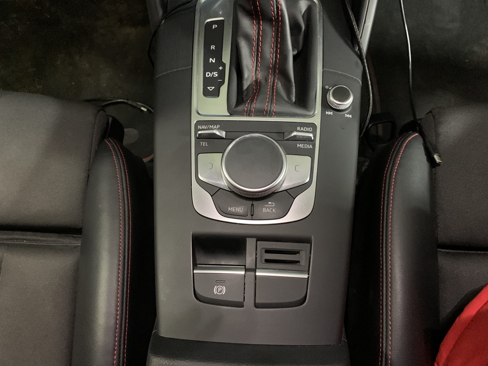 Montare 3 - Montaj Activare Buton Autohold Audi A3 8V Auto Hold 2018