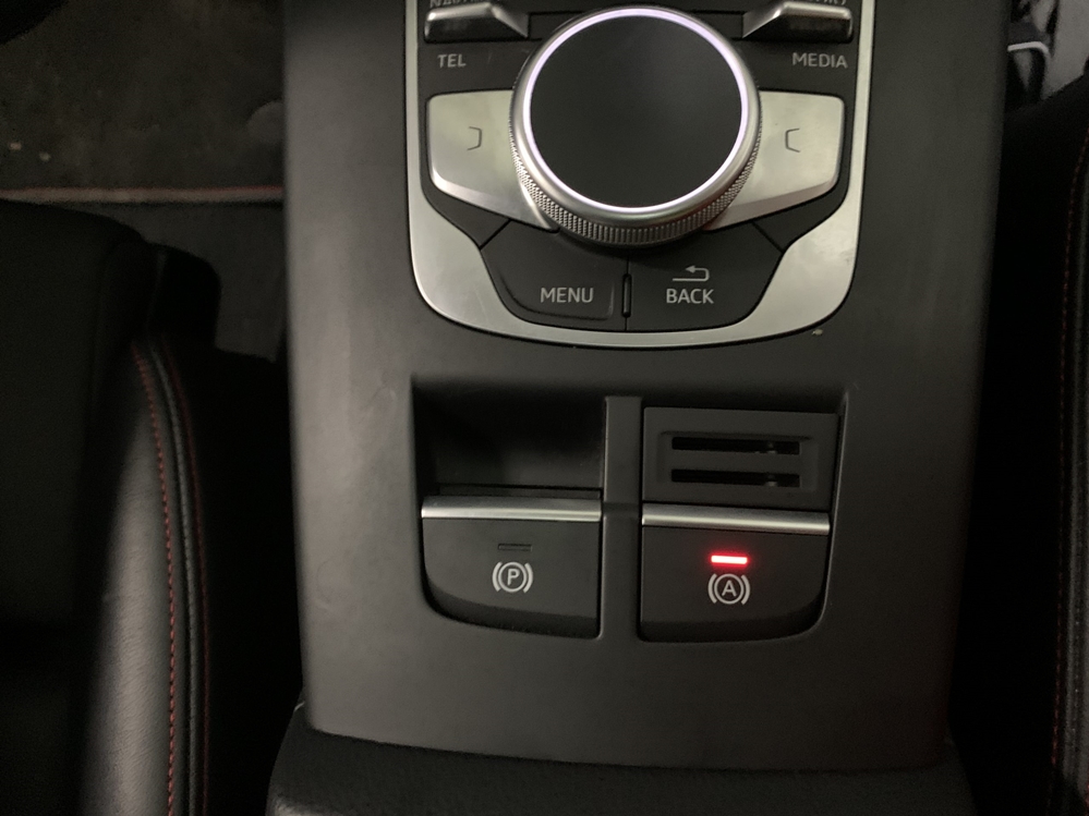 Montare 8 - Montaj Activare Buton Autohold Audi A3 8V Auto Hold 2018