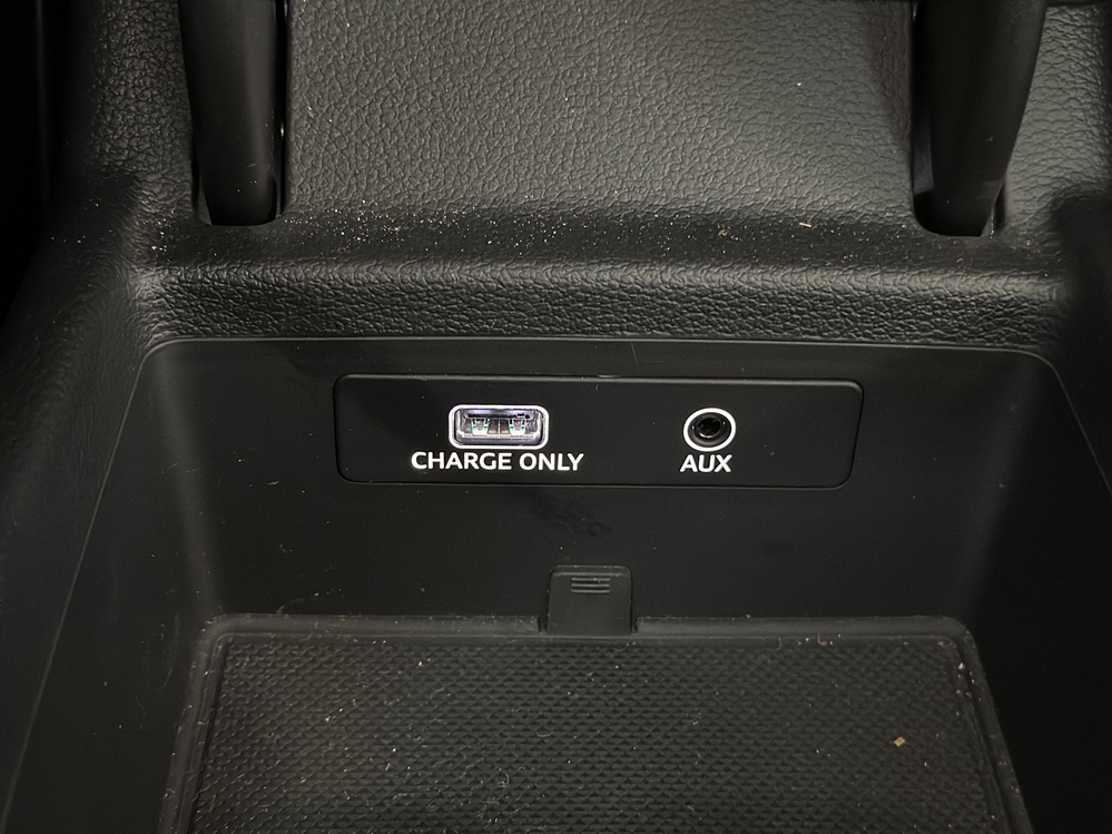 Montare 2 - Audi A4 B9 2018 Instalare Auto Hold USB Android Auto Apple Carplay Autohold 