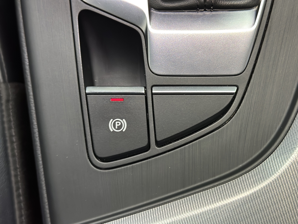 Montare 3 - Audi A4 B9 2018 Instalare Auto Hold USB Android Auto Apple Carplay Autohold 