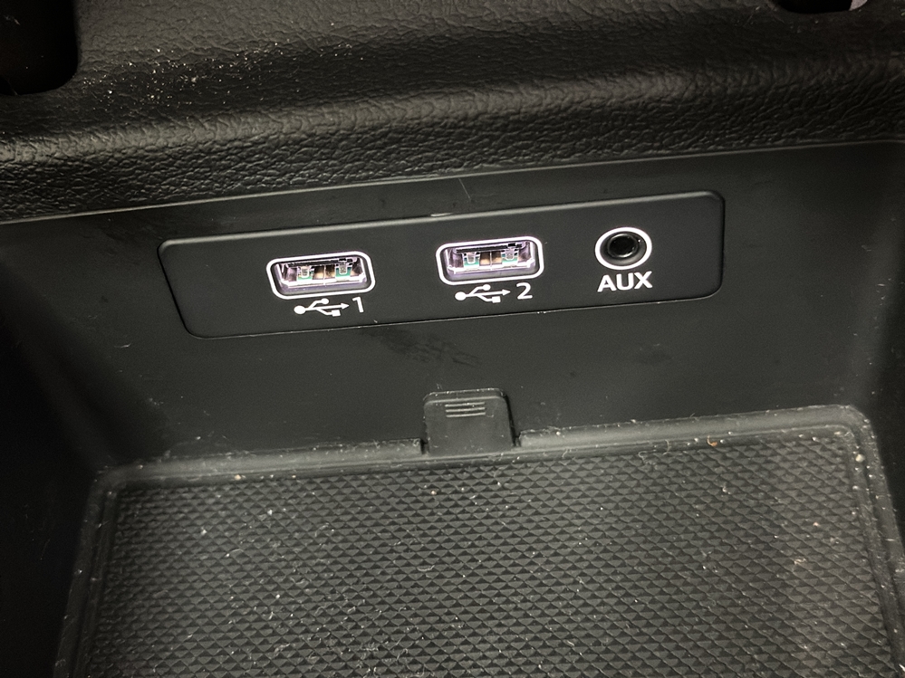 Montare 6 - Audi A4 B9 2018 Instalare Auto Hold USB Android Auto Apple Carplay Autohold 