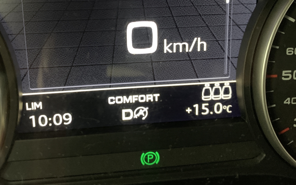 Activare 7 - Audi A4 B9 2017 Montare Activare Buton Autohold / Auto Hold Montare 7 - Audi A4 B9 2017 Montare Activare Buton Autohold / Auto Hold