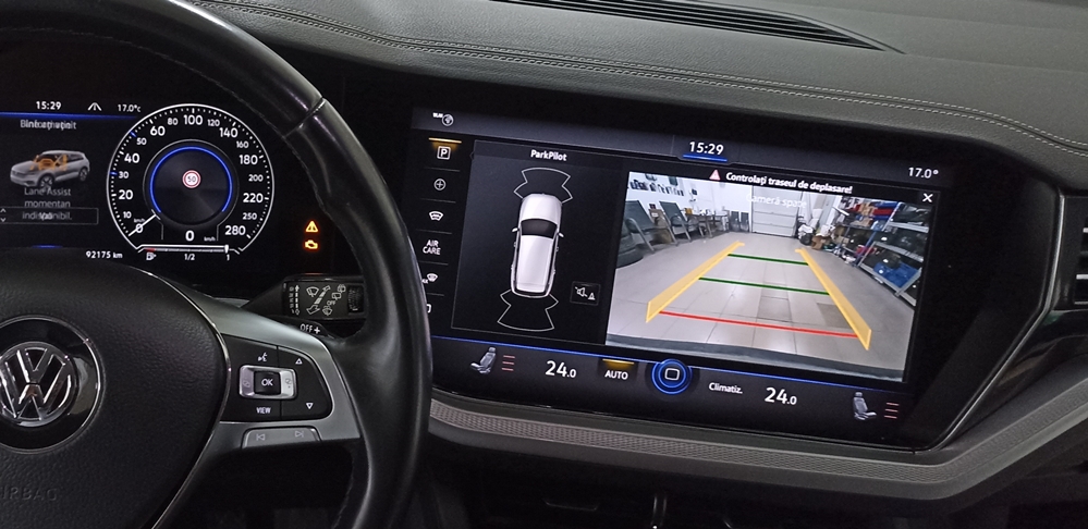 Montare 2 - VW Touareg III CR 2019 Instalare Cablaj Camera Marsarier Originala Highline