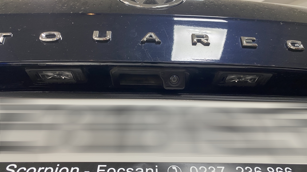 Montare 4 - VW Touareg III CR 2019 Instalare Cablaj Camera Marsarier Originala Highline