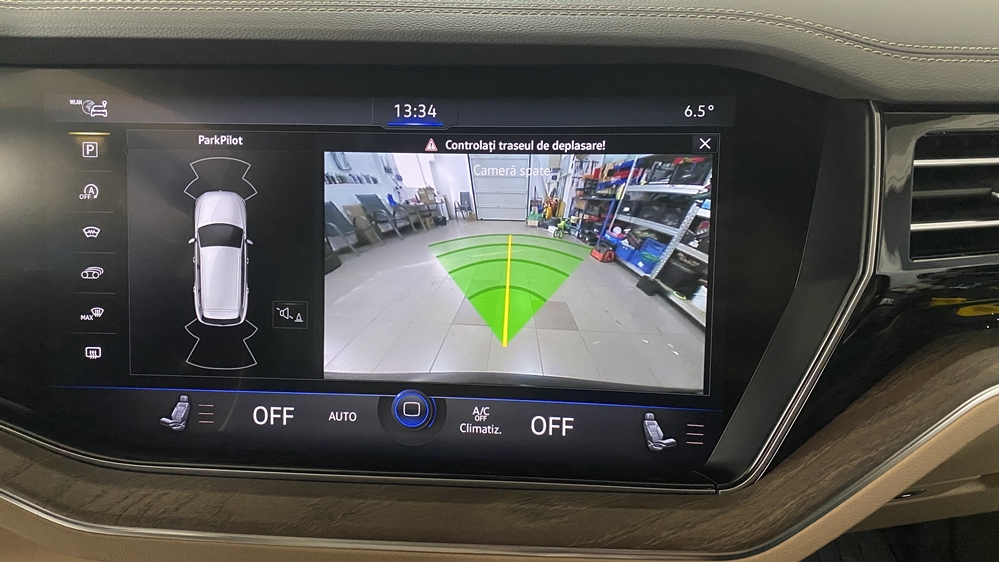 Montare 6 - VW Touareg III CR 2019 Instalare Cablaj Camera Marsarier Originala Highline