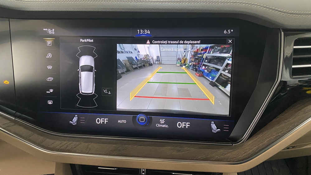 Montare 8 - VW Touareg III CR 2019 Instalare Cablaj Camera Marsarier Originala Highline