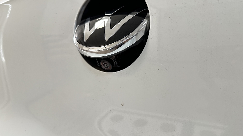 Activare 17 - Camera Spate VW Golf 8 VIII 2022 Camera Video Marsarier Originala in Emblema Montare 17 - Camera Spate VW Golf 8 VIII 2022 Camera Video Marsarier Originala in Emblema