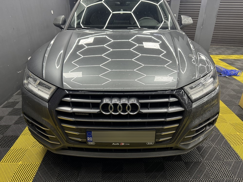 Montare 9 - Instalare Camera Marsarier Audi Q5 FY 2019 Camera Video Spate Originala