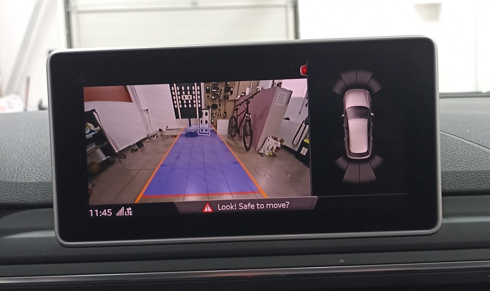 Montare 2 - Audi A4 B9 2018 Instalare Camera Marsarier Originala In Maner Spate