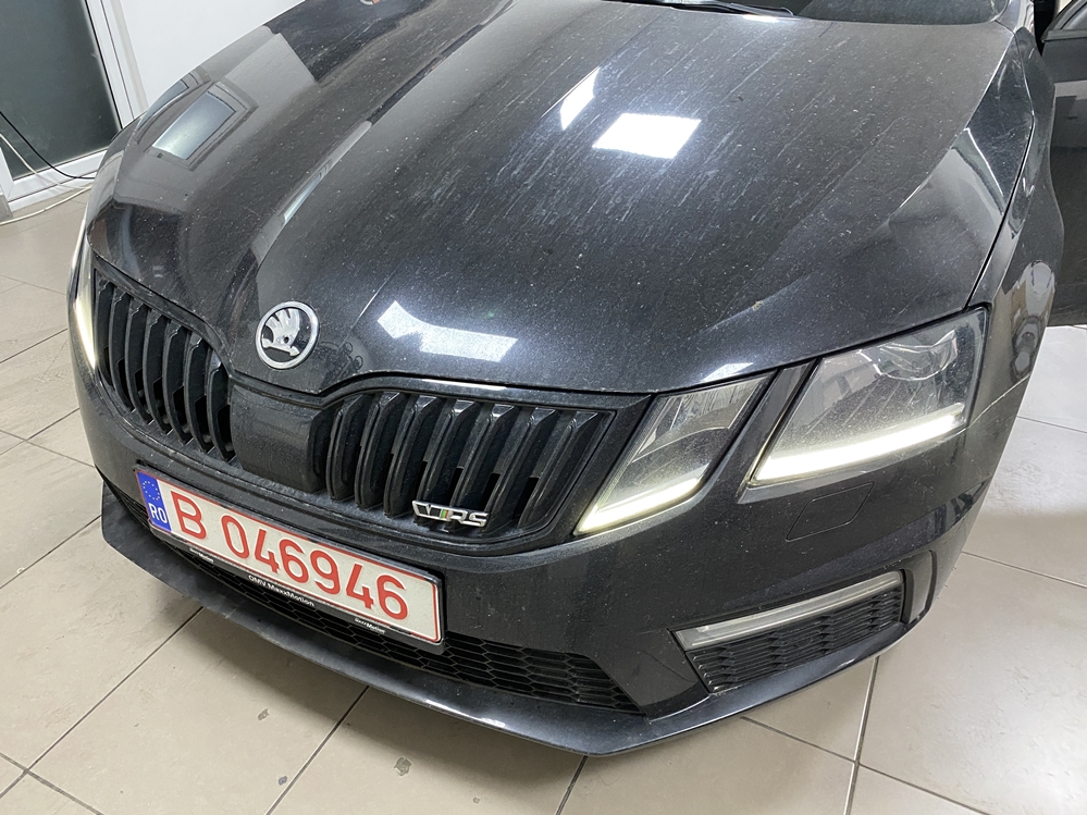 Montare 3 - Skoda Octavia 3 III RS vRS 2018 Instalare Camera Spate Marsarier Originala Highline In Maner