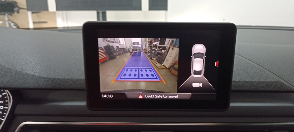 Montare 8 - Audi A5 F5 2017 Instalare Camera Marsarier Originala In Maner Spate