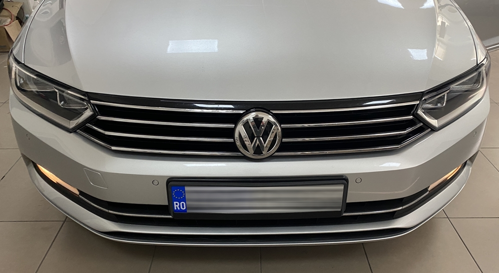 Activare 9 - VW Passat B8 2017 Instalare Camera Spate Marsarier Originala Flip In Emblema Montare 9 - VW Passat B8 2017 Instalare Camera Spate Marsarier Originala Flip In Emblema