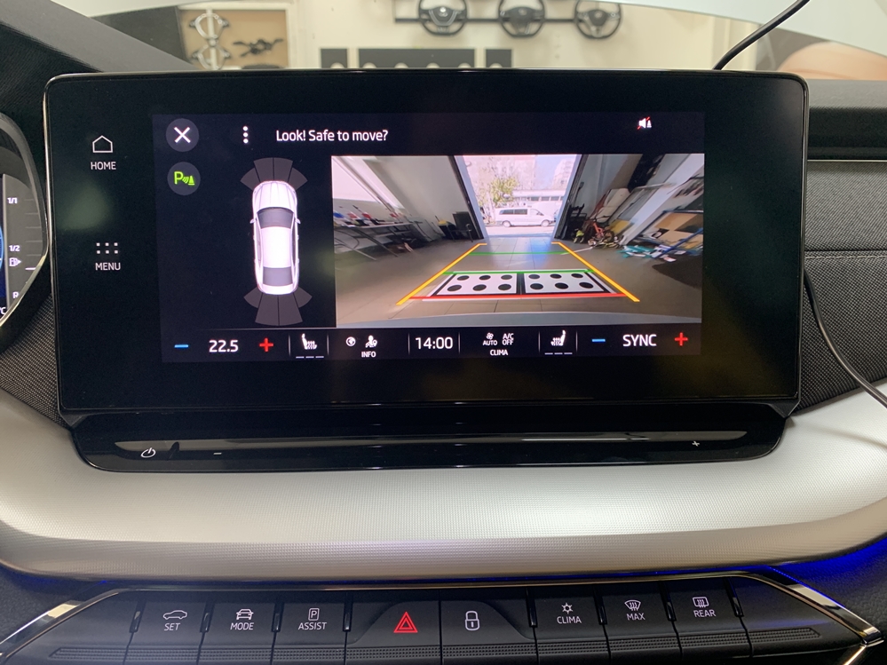 Activare 3 - Skoda Octavia 4 IV 2020 Instalare Camera Spate Marsarier Originala Highline Montare 3 - Skoda Octavia 4 IV 2020 Instalare Camera Spate Marsarier Originala Highline