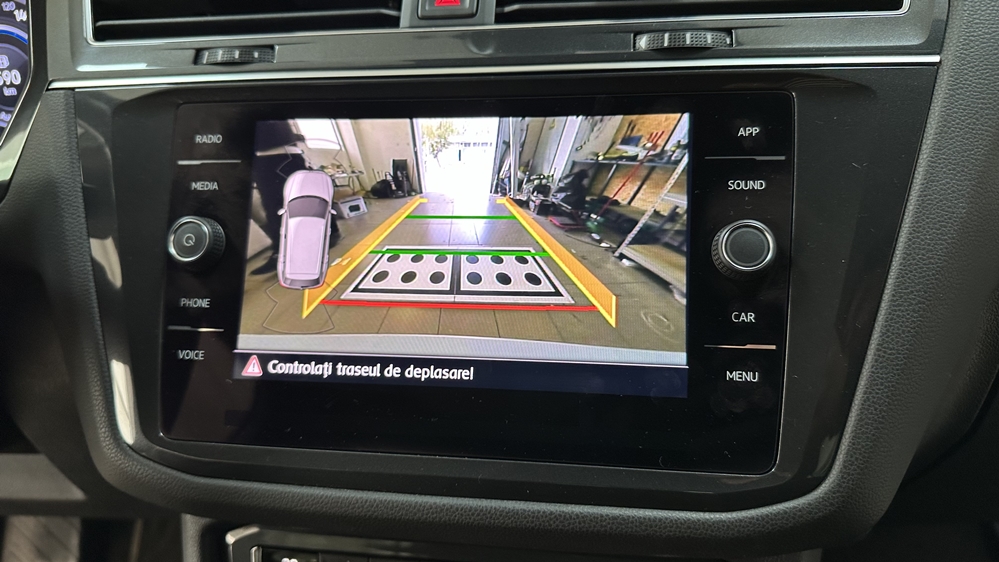 Montare 7 - VW Tiguan 2 AD1 2018 Montaj Instalare Camera Spate Marsarier Originala Bucuresti Sector 1 2 3 4 5 6 Ilfov