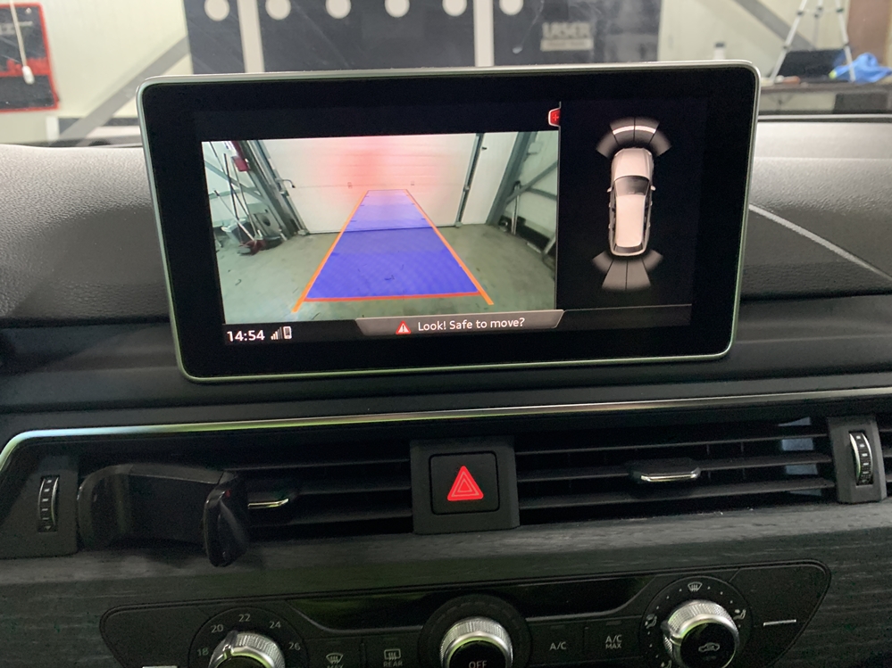 Activare 6 - Montare Camera Spate Originala Audi A4 B9 + Auto Hold Audi A4 B9 Montare 6 - Montare Camera Spate Originala Audi A4 B9 + Auto Hold Audi A4 B9