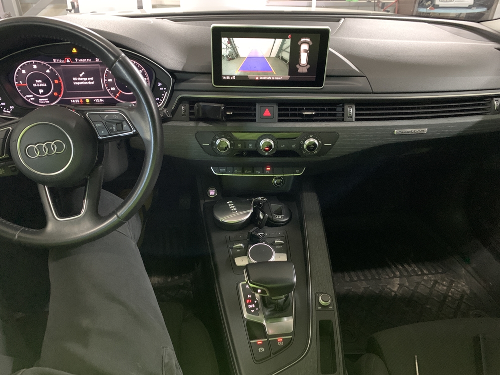 Activare 7 - Montare Camera Spate Originala Audi A4 B9 + Auto Hold Audi A4 B9 Montare 7 - Montare Camera Spate Originala Audi A4 B9 + Auto Hold Audi A4 B9